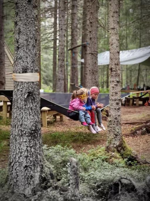 Treetop Ekne - Hytte I Skogen Med Hengebru Hotel Levanger Buitenkant foto