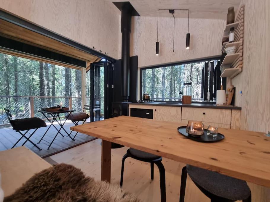 Treetop Ekne - Hytte I Skogen Med Hengebru Hotel Levanger Buitenkant foto